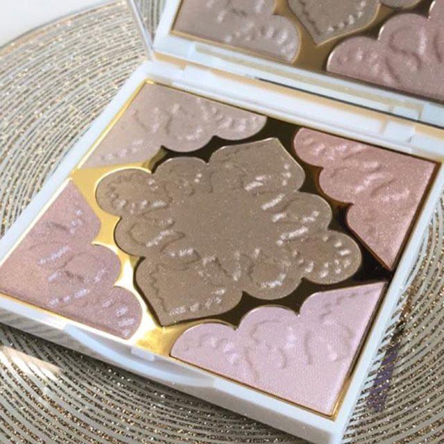 Utique Luxury Makeup Collection Glass Skin Highlighter Palette